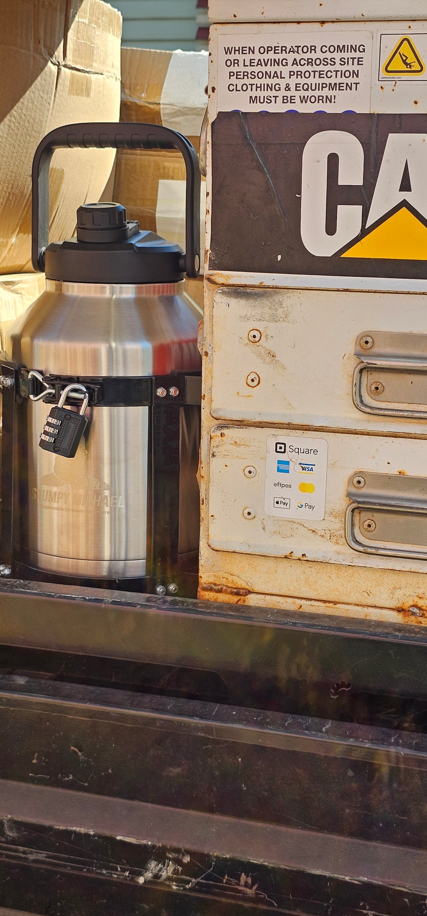 Stumpy Michaels Lockable Bottle Holder