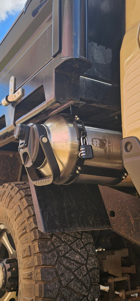 Stumpy Michael Bottle holder under the car. 